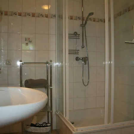 Privatunterkunft Am Ostseeradweg Rerik Neu Gaarz